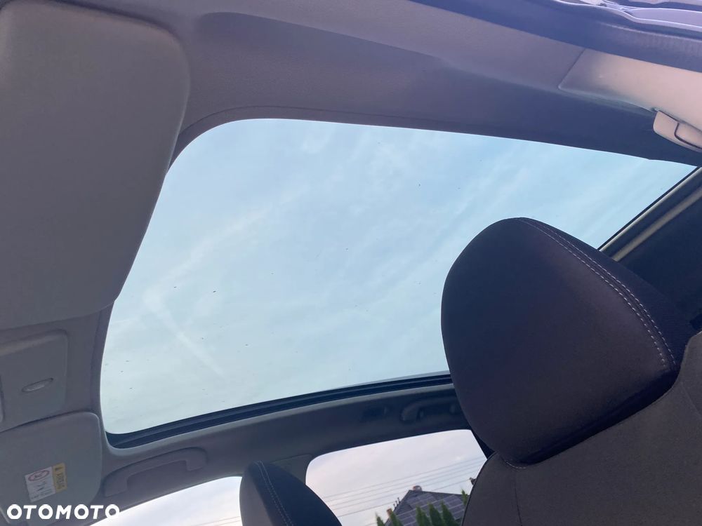 Nissan Qashqai 1.6 DCi Xtronic ACENTA - 9