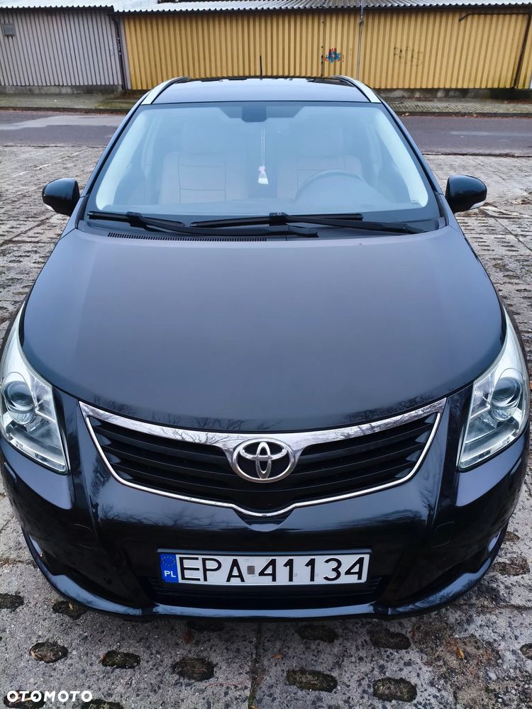 Toyota Avensis 2.0 Premium EU5 - 8