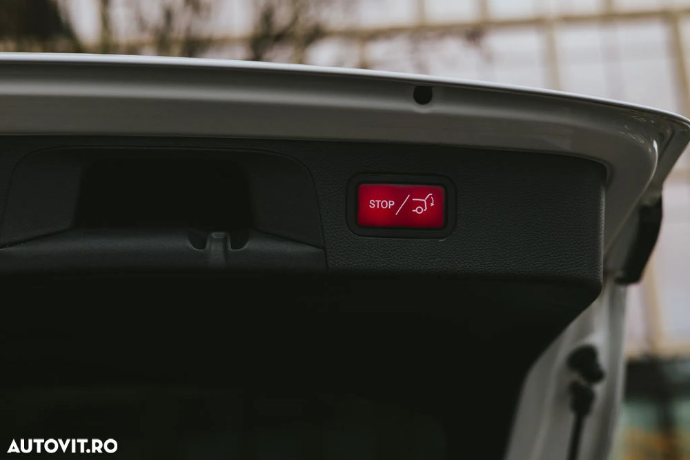 Mercedes-Benz GLC - 14