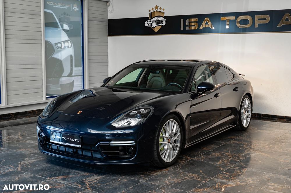 Porsche Panamera 4 E-Hybrid - 37