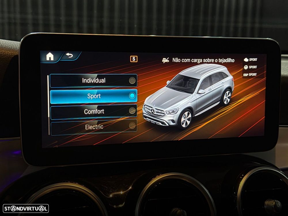 Mercedes-Benz GLC 300 de 4Matic 9G-TRONIC AMG Line — fotografia 30