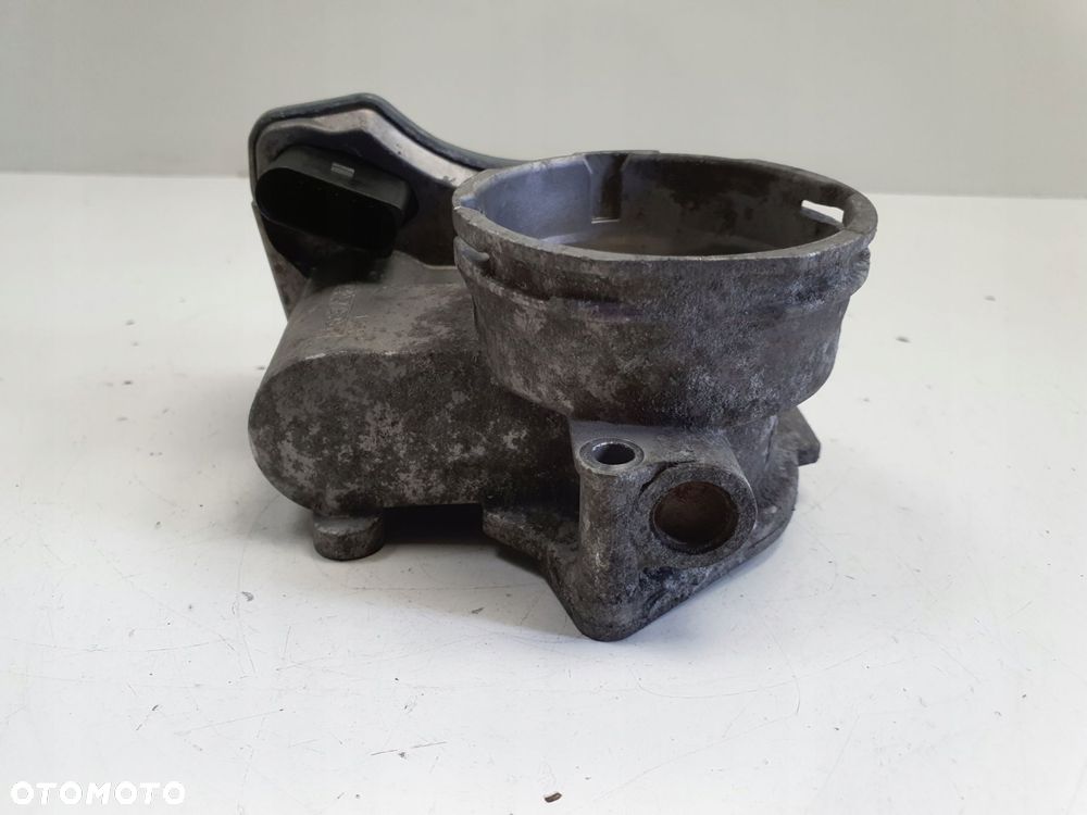 PRZEPUSTNICA VW Golf V 2.0 TDI _ 03G128063Bprzepustnica - 4