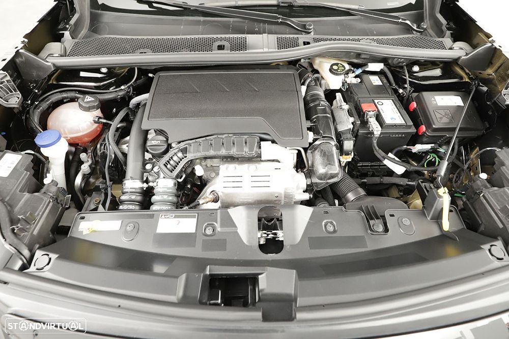 Peugeot 2008 1.2 PureTech Allure - 24