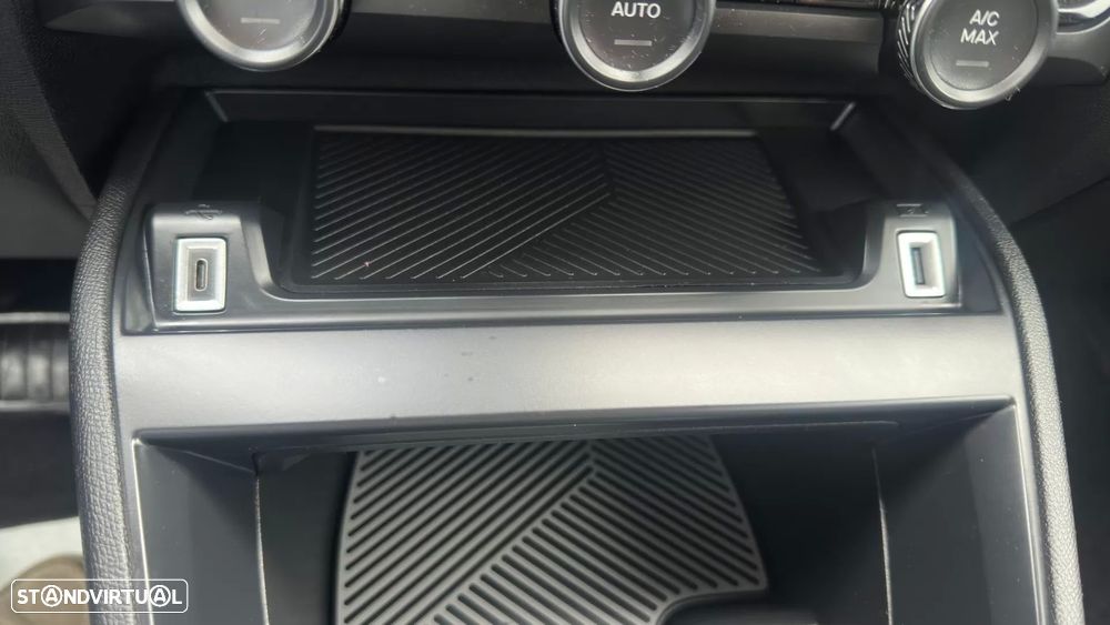 Citroën e-C4 X 50 kWh Plus - 18