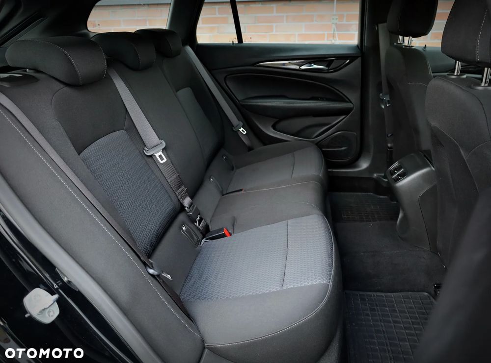 Opel Insignia 2.0 CDTI Business Elegance S&S - 24