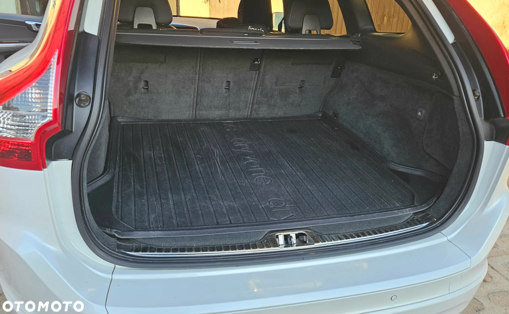 Volvo XC 60 D4 Geartronic Momentum - 12