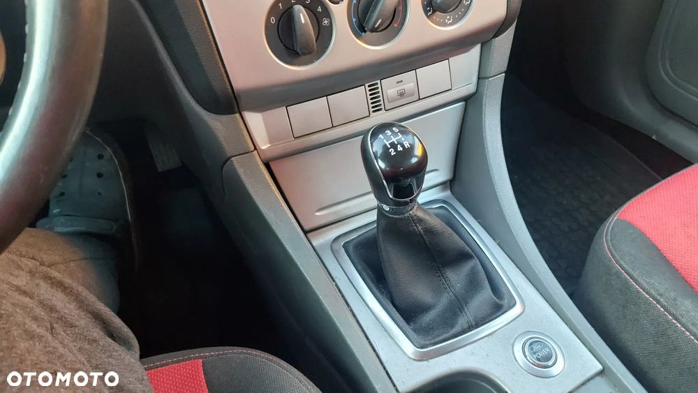 Ford Focus 1.6 Ti-VCT Black Magic - 18