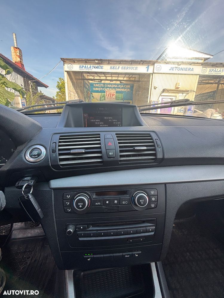 BMW Seria 1 118d - 19