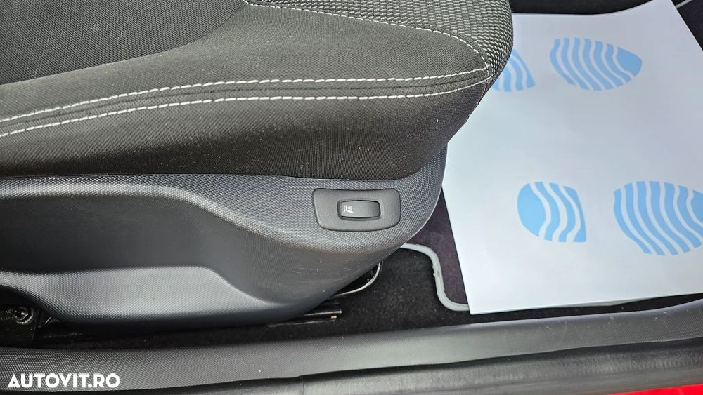 Renault Clio TCe 90 Limited - 12