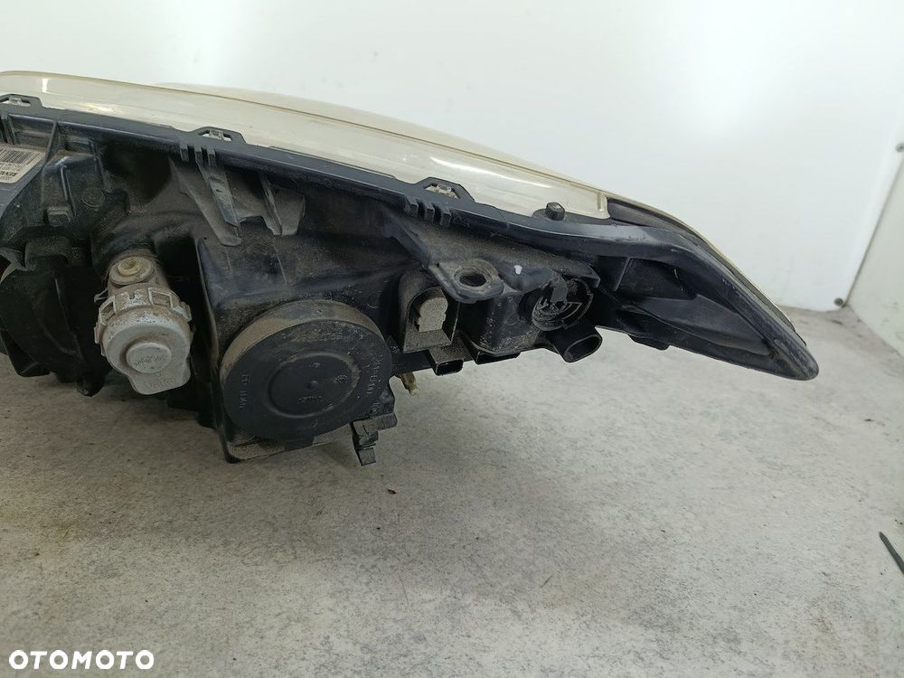 LAMPA PRZÓD PRAWA XENON RENAULT LAGUNA III 260100035R 89901837  VALEO - 5