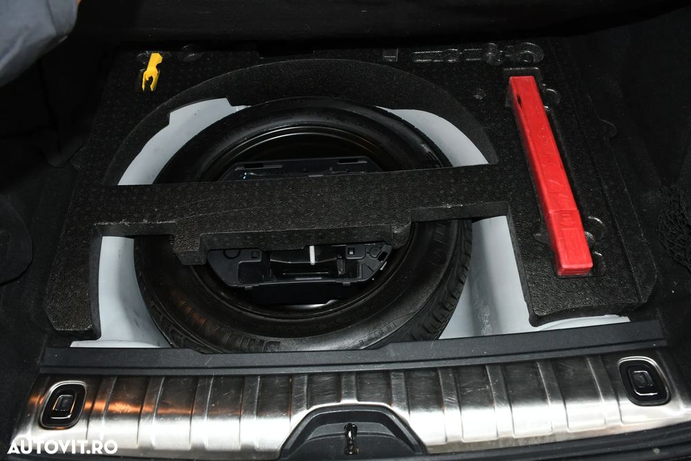 Peugeot 2008 PureTech 110 Stop&Start EAT6 Crossway - 40