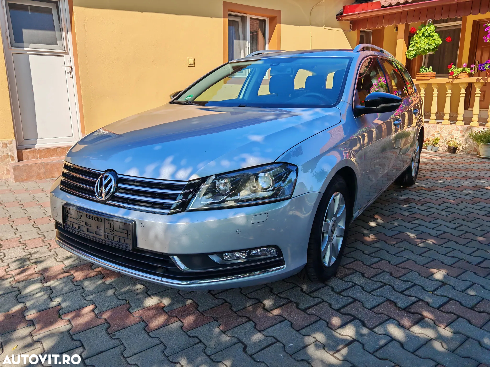 Volkswagen Passat Variant 2.0 TDI BlueMotion Technology Business Edition - 2