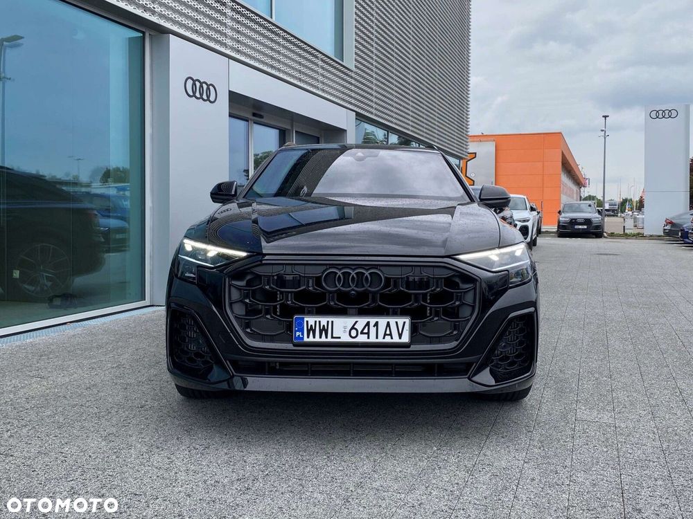 Audi Q8 - 9