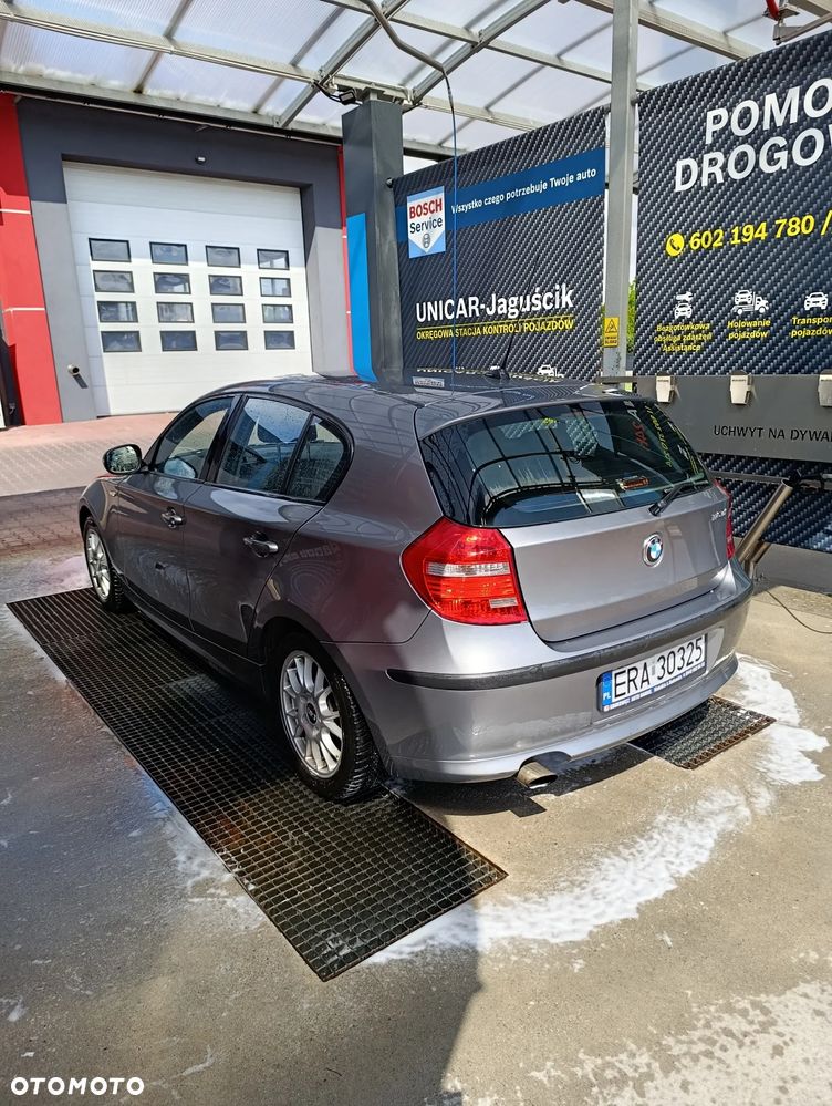 BMW Seria 1 116d - 6