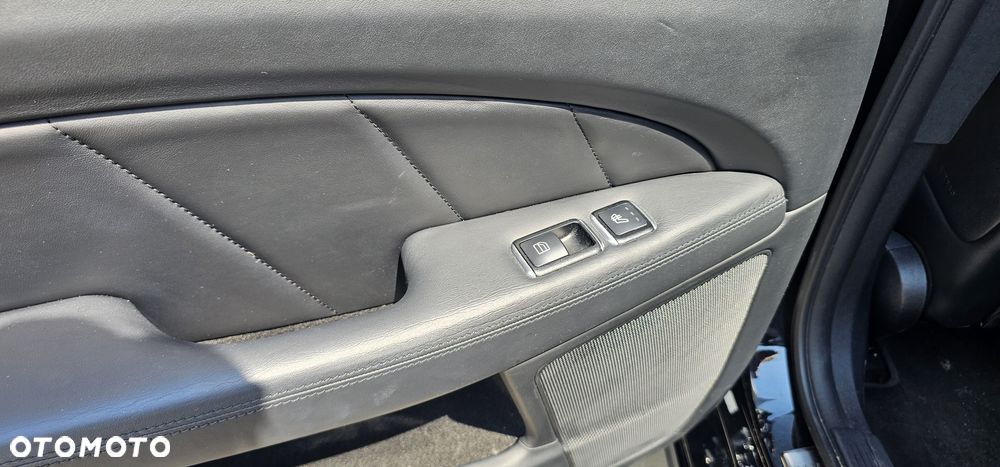 Mercedes-Benz CLS - 16