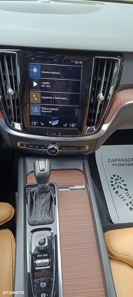 Volvo V60 Cross Country - 17