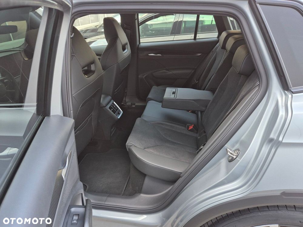 Skoda Elroq 60 63kWh Sportline - 18