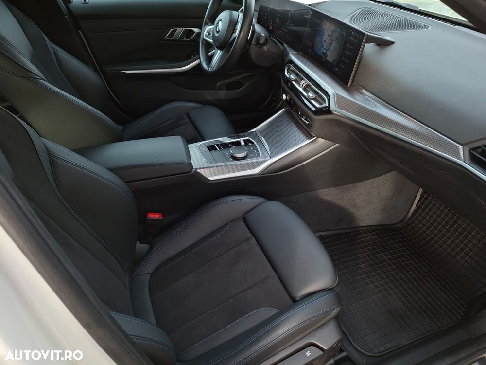 BMW Seria 3 330i AT - 12