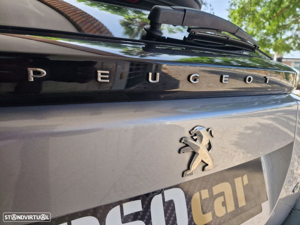 Peugeot 2008 1.2 PureTech GT - 9