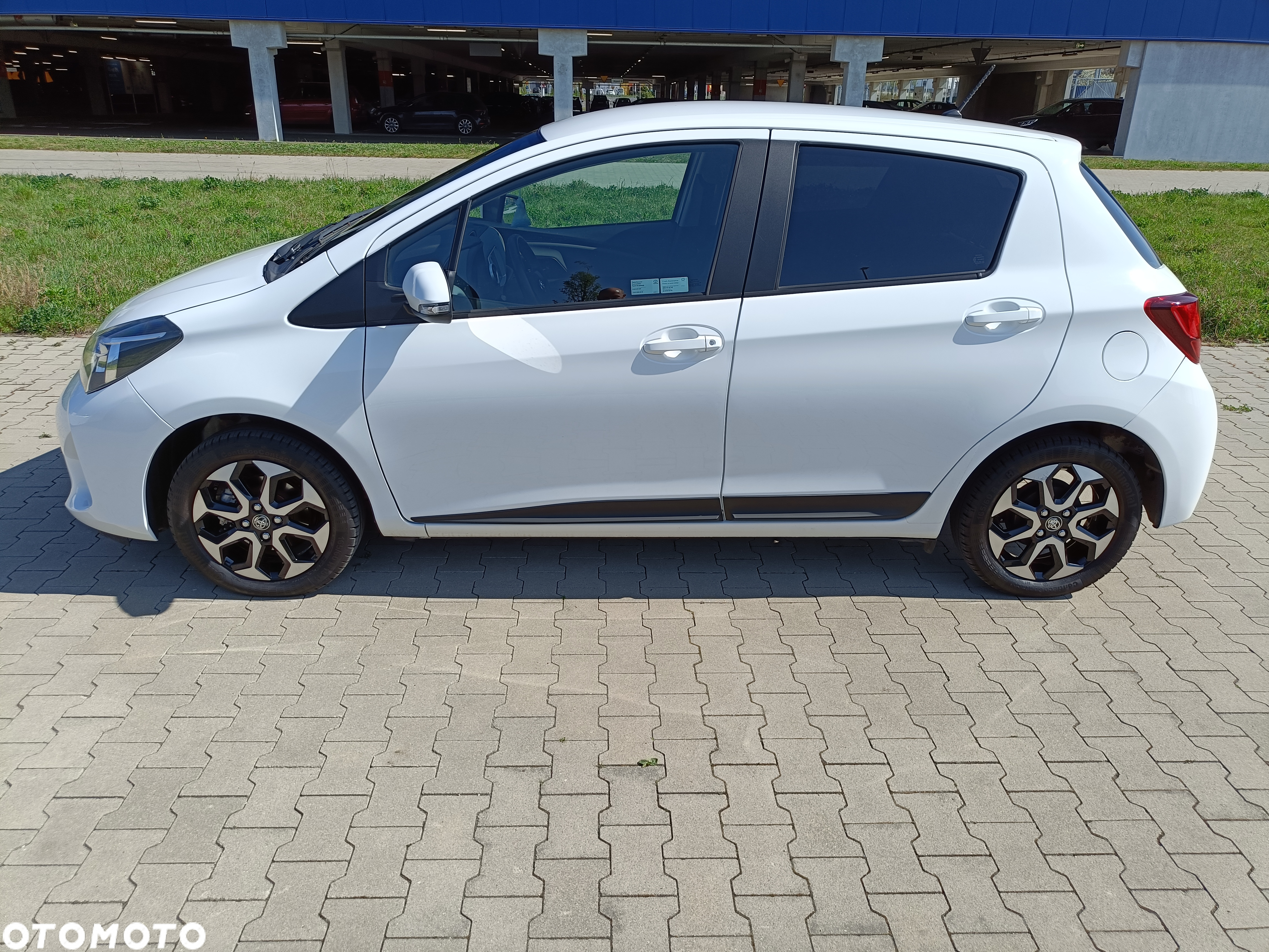 Toyota Yaris 1.0 Active - 2