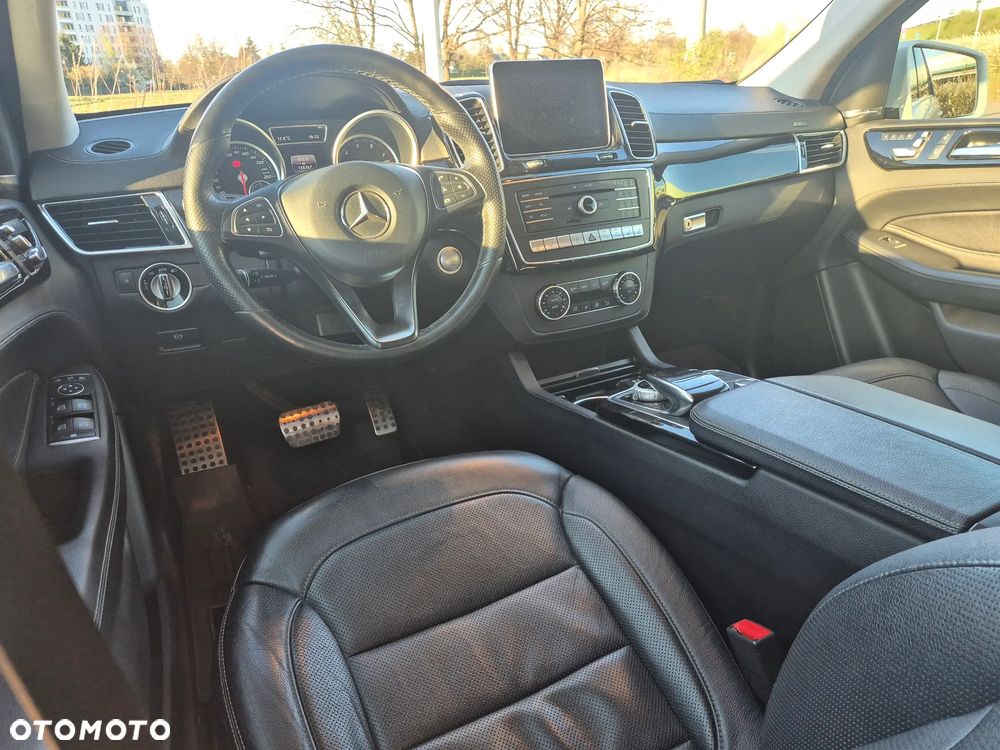 Mercedes-Benz GLE - 7