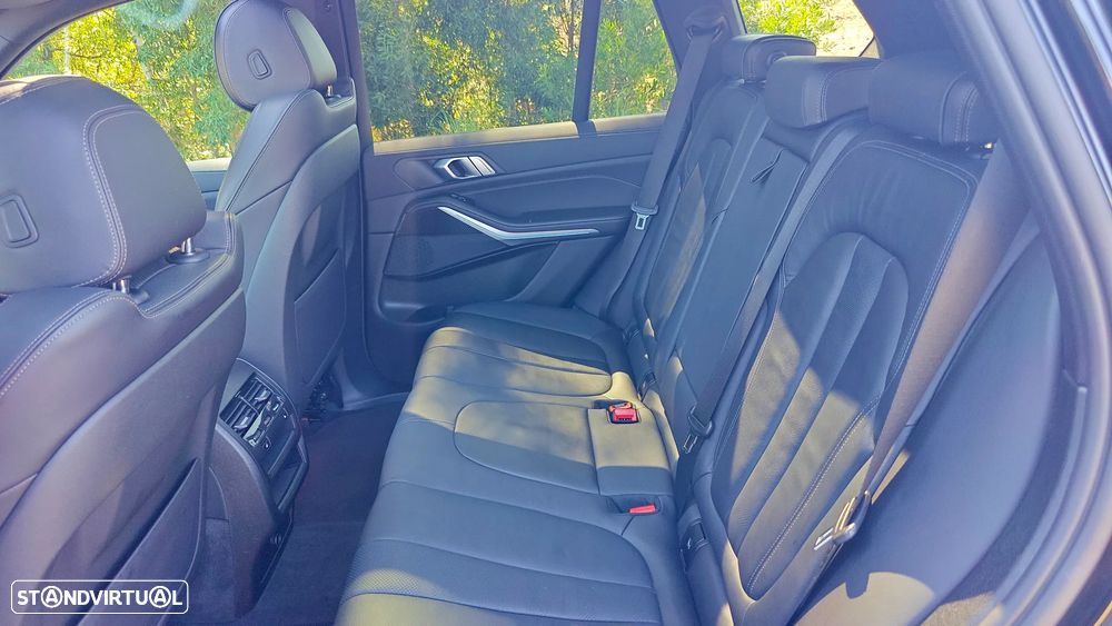 BMW X5 45 e xDrive Pack M - 32