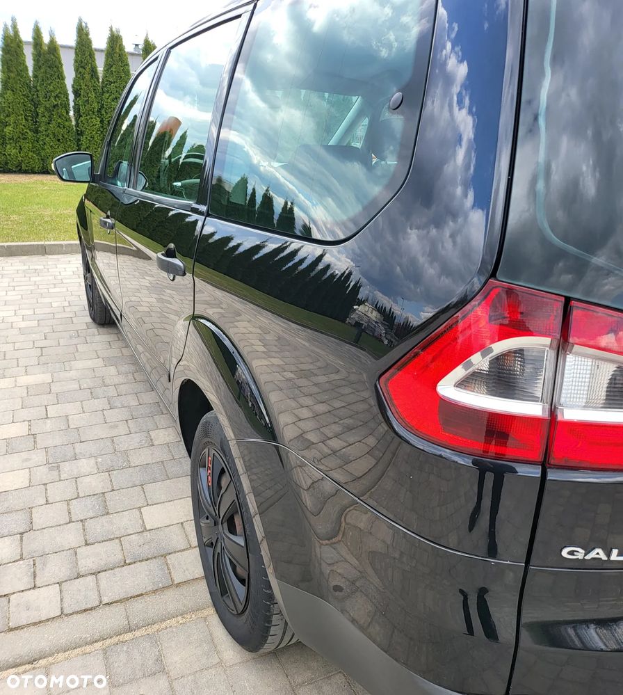 Ford Galaxy 1.8 TDCi Ambiente - 9