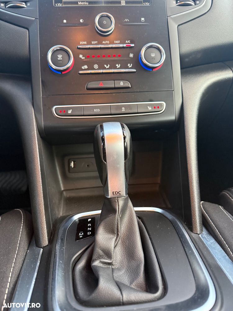 Renault Megane BLUE dCi EDC Intens - 8