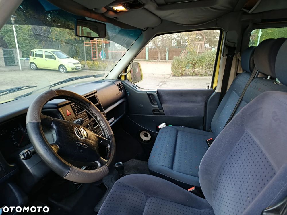 Volkswagen Caravelle TDI Basis / CL - 23