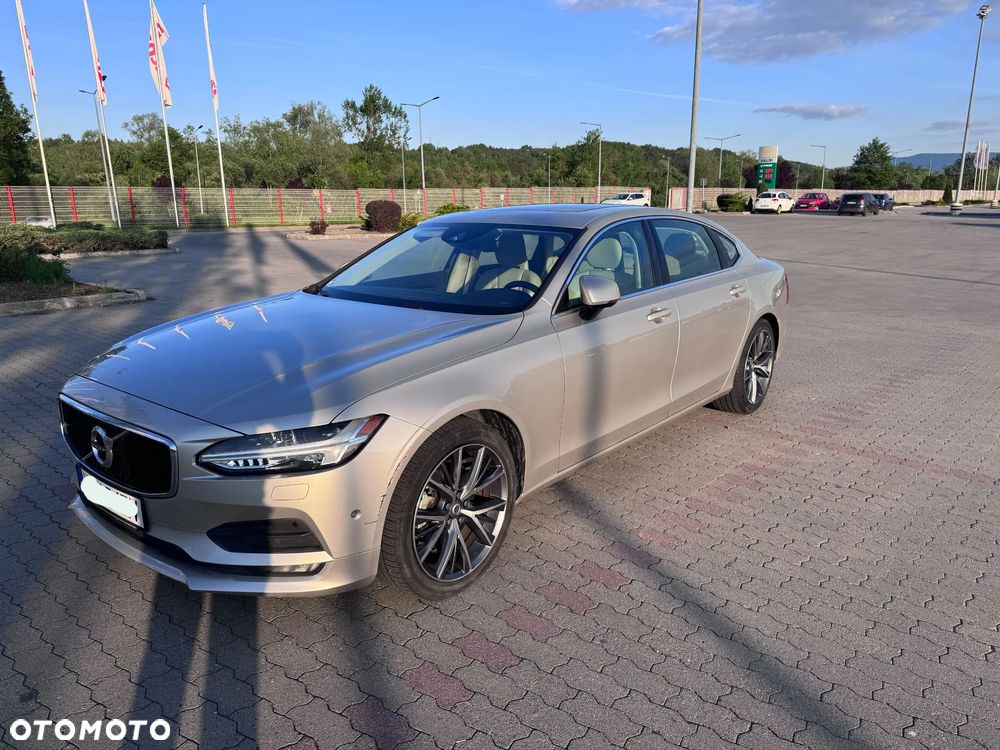 Volvo S90 T5 Momentum - 4