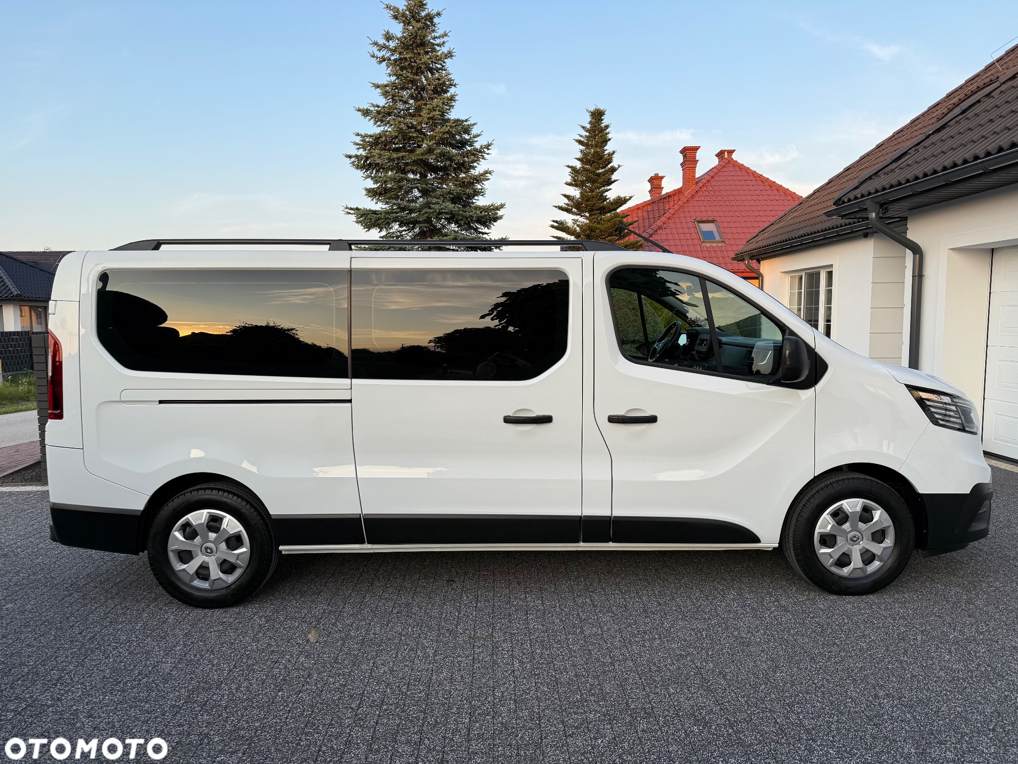 Renault Trafic 2.0 dCi L2H1 HD Extra (bryg.) - 6