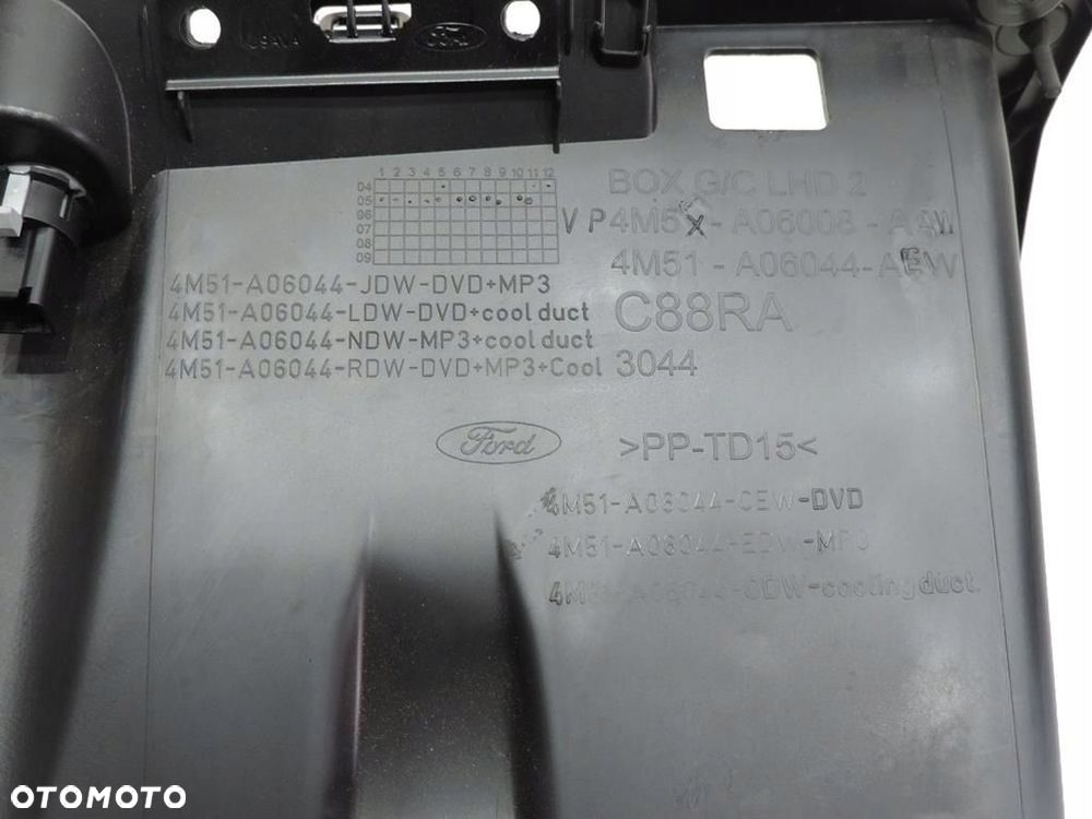 WKŁAD SCHOWKA FORD FOCUS MK2 - 4