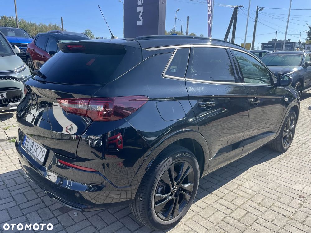 Opel Grandland X - 8