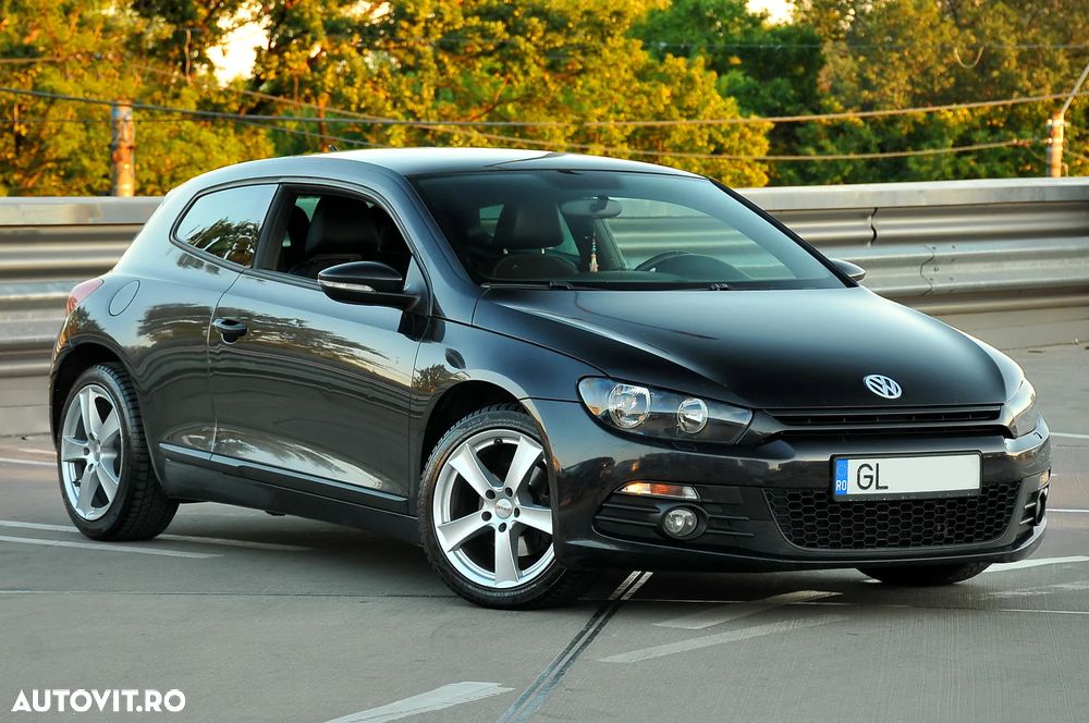 Volkswagen Scirocco 2.0 TDI Blue Motion Technologie Edition - 2