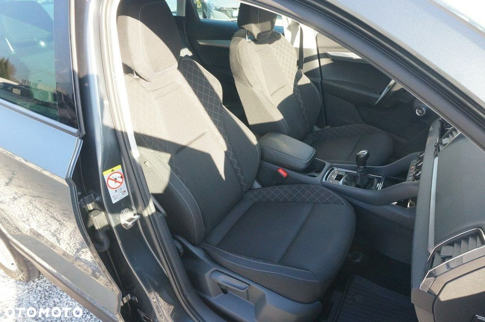 Skoda Karoq 1.5 TSI ACT GPF 4x2 Ambition - 29