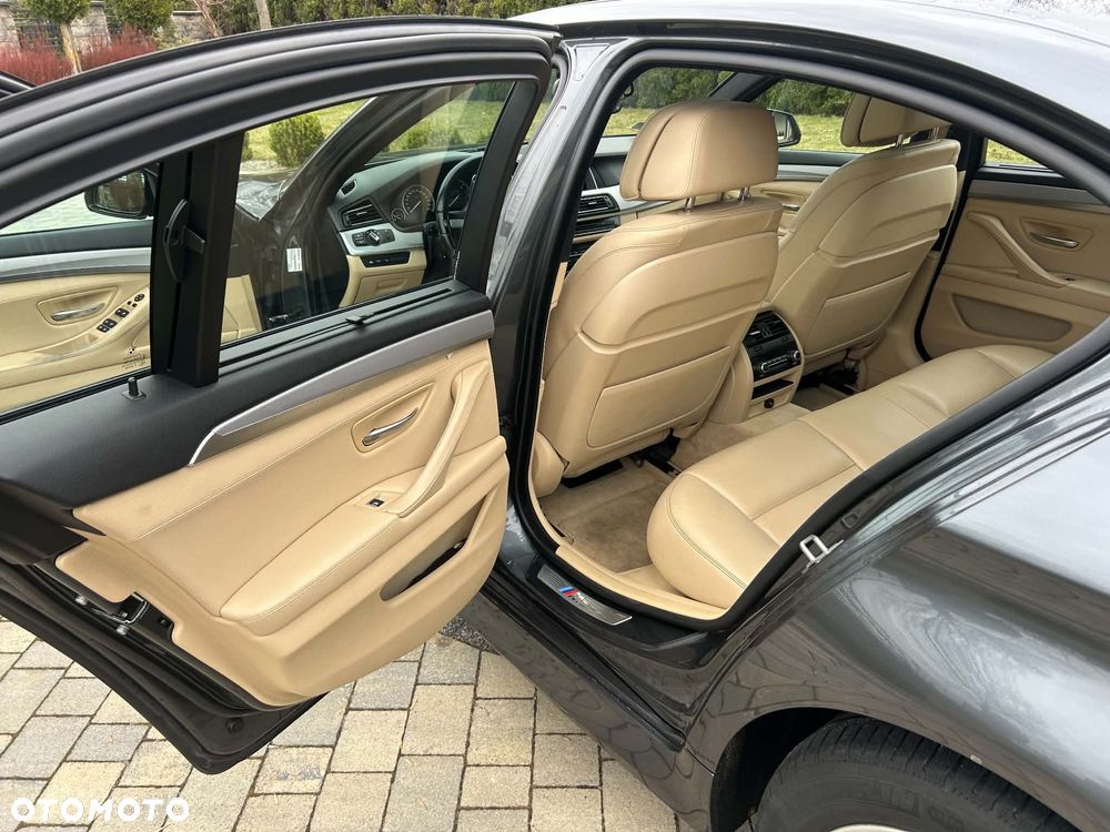 BMW Seria 5 530d xDrive Sport-Aut - 8