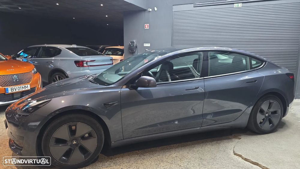 Tesla Model 3 Standard Range Plus RWD - 2