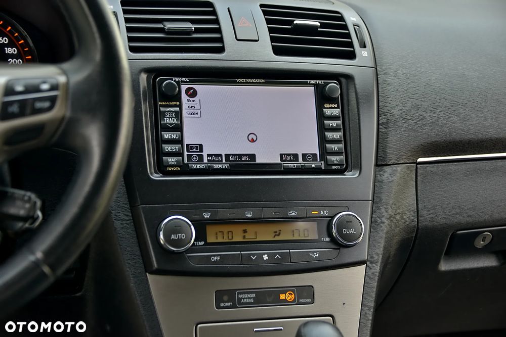 Toyota Avensis 1.8 Premium EU5 MS - 36