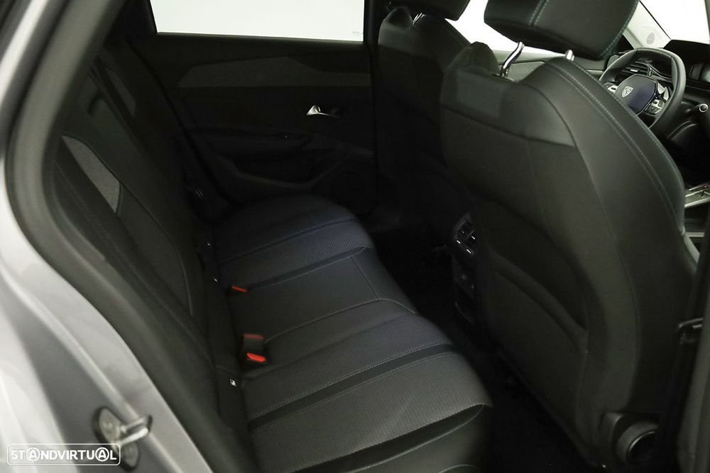 Peugeot 308 SW 1.6 Hybrid Allure e-EAT8 - 23