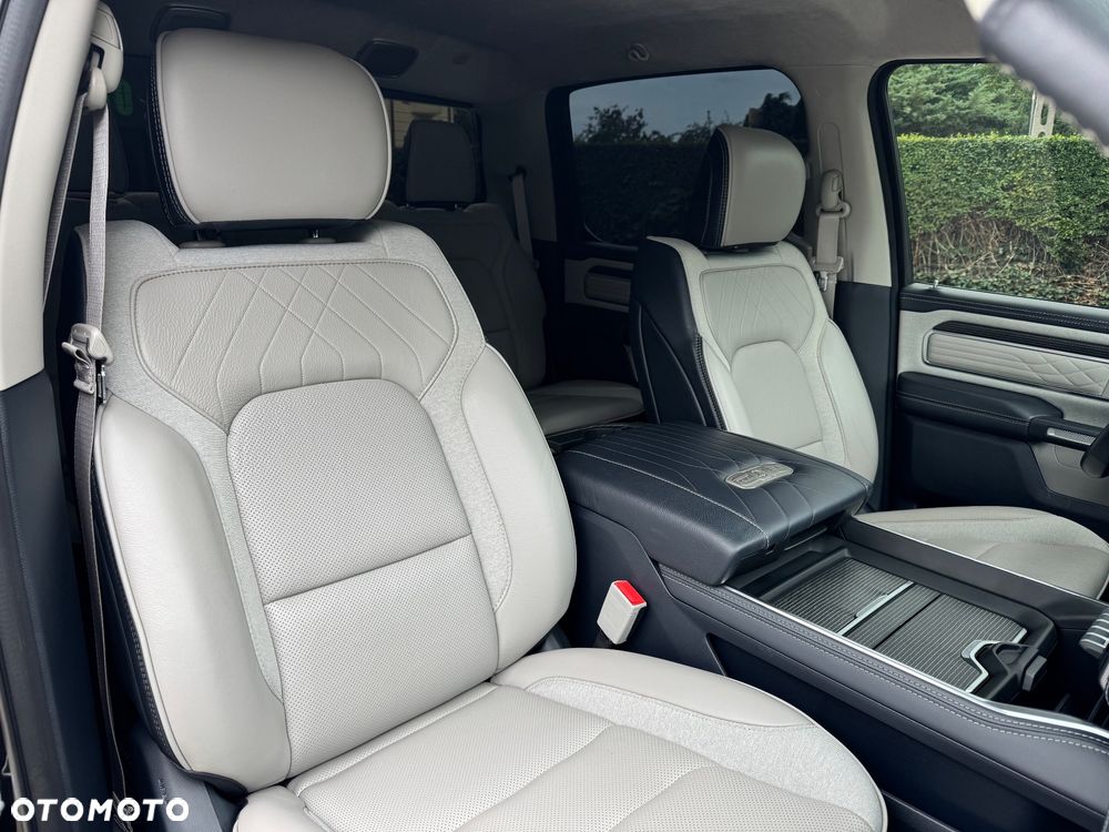 RAM 1500 5.7 Crew Cab Limited - 17