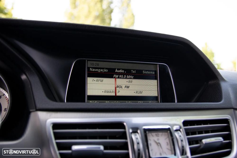 Mercedes-Benz E 220 BlueTEC 9G-TRONIC Avantgarde - 19