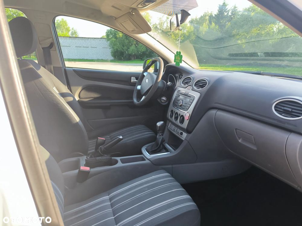 Ford Focus - 6