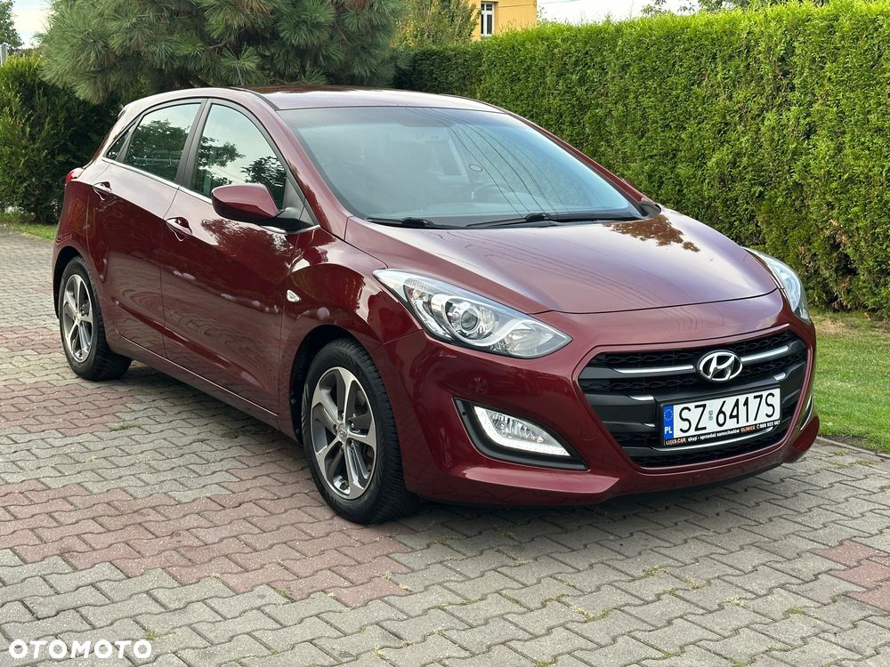 Hyundai i30 blue 1.4 Style - 13