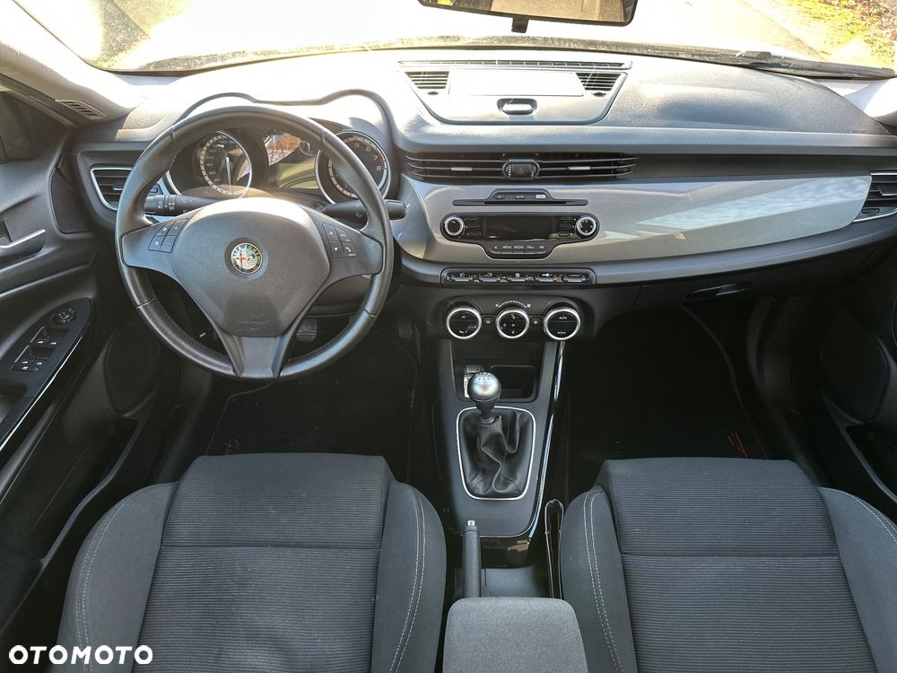 Alfa Romeo Giulietta 1.4 TB Distinctive - 21