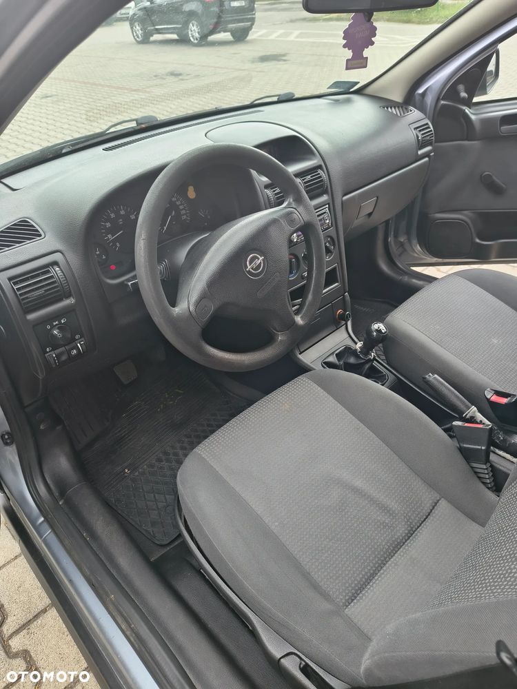 Opel Astra 1.4 - 14