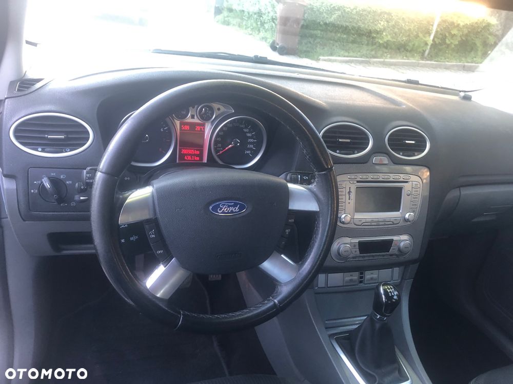 Ford Focus 1.8 FF Platinium X - 22