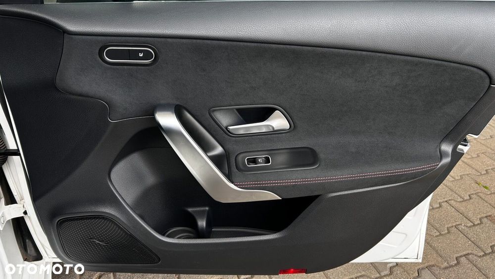 Mercedes-Benz Klasa A 200 AMG Line 7G-DCT - 21