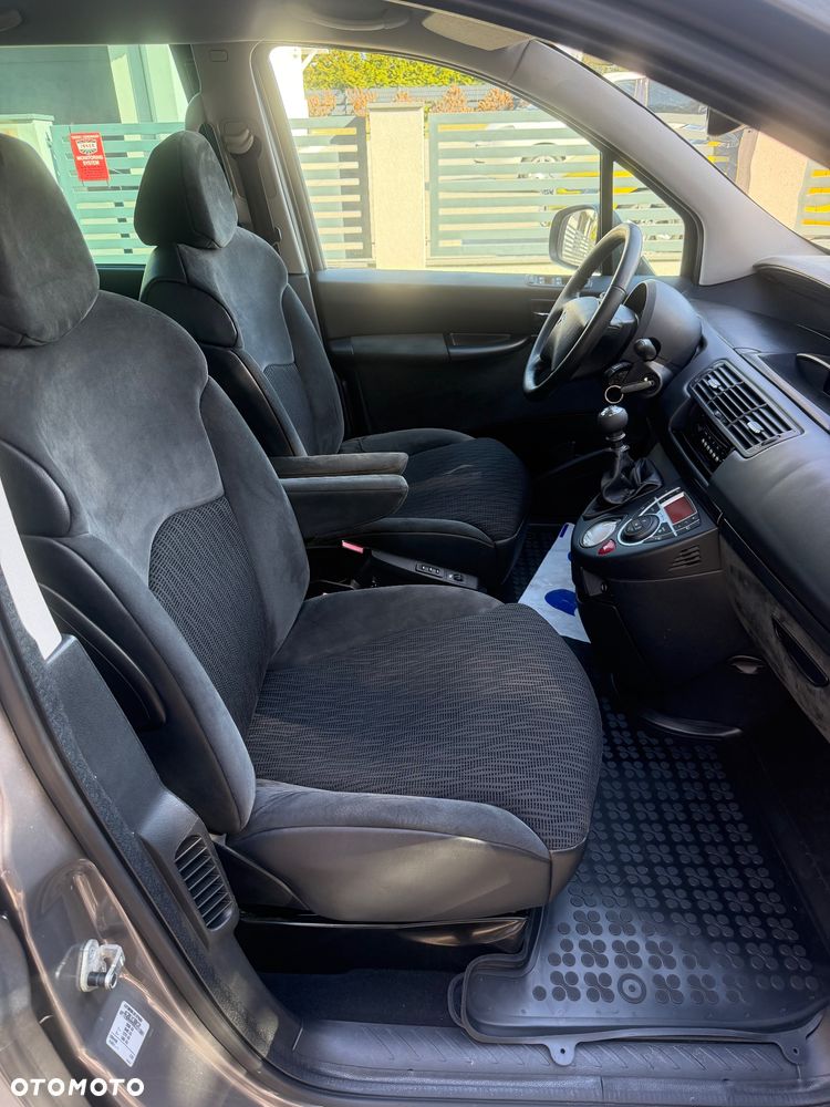 Citroën C8 HDi 165 Exclusive - 32