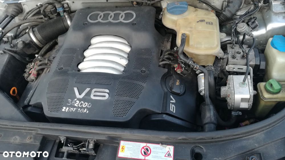 Audi A6 Avant 2.4 Quattro - 20