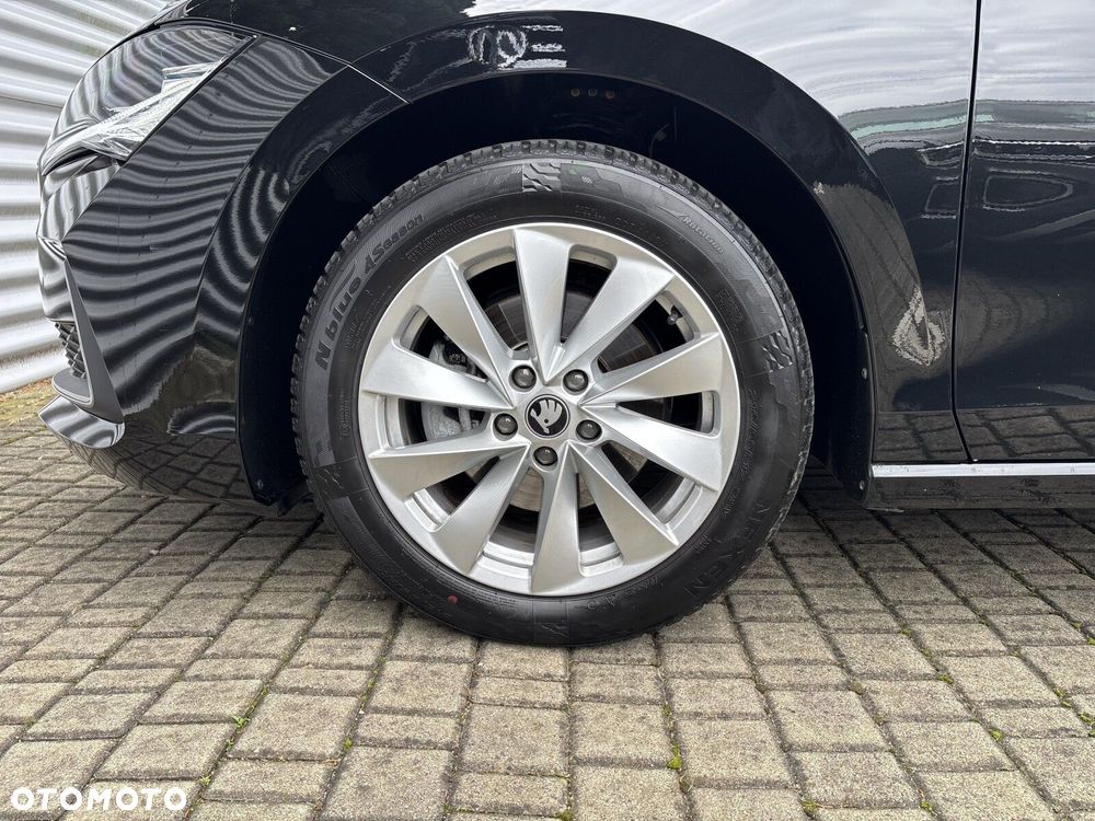 Skoda Superb 2.0 TDI SCR Selection DSG - 33